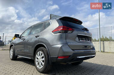 Позашляховик / Кросовер Nissan Rogue 2016 в 