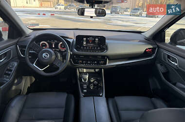 Внедорожник / Кроссовер Nissan Rogue 2021 в 