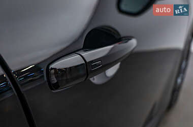 Позашляховик / Кросовер Nissan Rogue 2024 в 