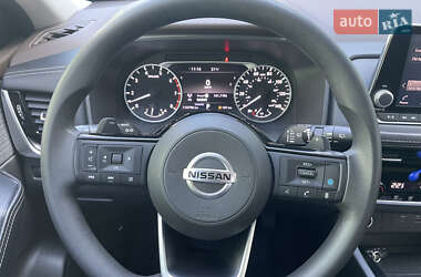 Позашляховик / Кросовер Nissan Rogue 2021 в 