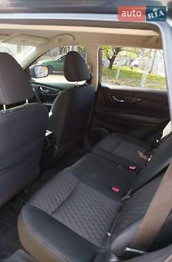 Внедорожник / Кроссовер Nissan Rogue 2014 в 