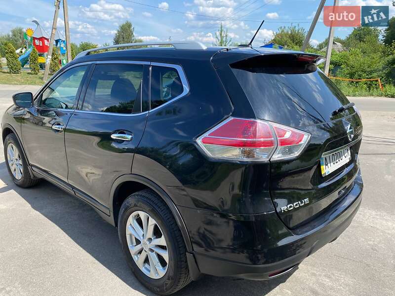 Внедорожник / Кроссовер Nissan Rogue 2016 в Киеве