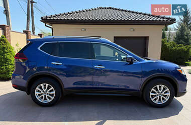 Внедорожник / Кроссовер Nissan Rogue 2019 в 