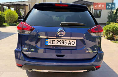 Внедорожник / Кроссовер Nissan Rogue 2019 в 