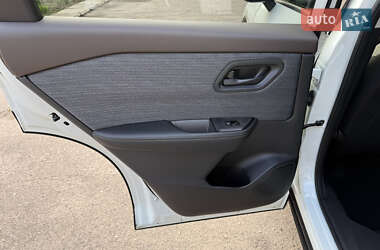 Позашляховик / Кросовер Nissan Rogue 2020 в 