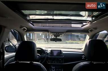Позашляховик / Кросовер Nissan Rogue 2022 в 