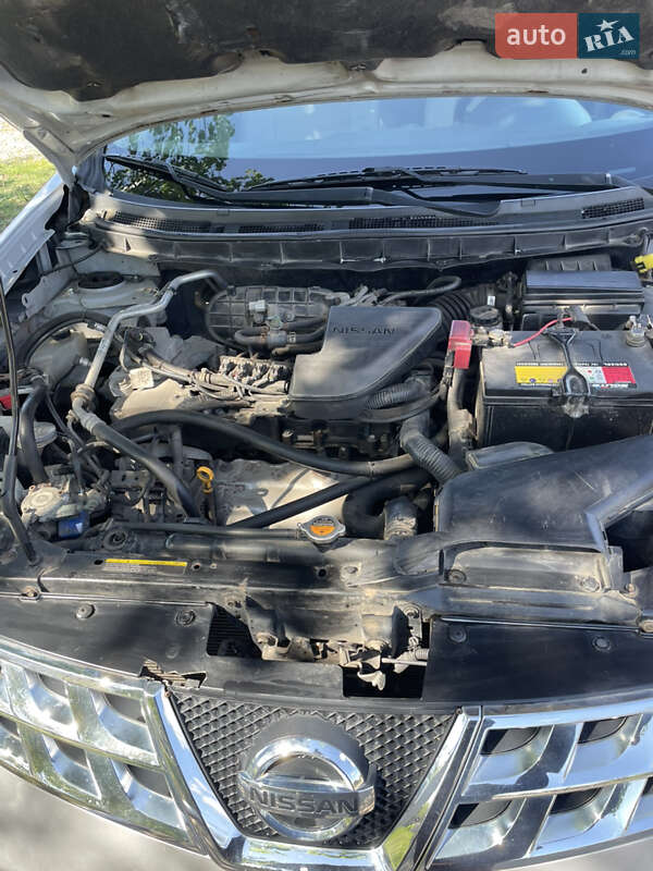 Внедорожник / Кроссовер Nissan Rogue 2011 в Житомире