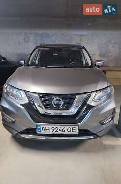 Позашляховик / Кросовер Nissan Rogue 2019 в 