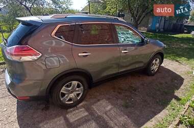 Внедорожник / Кроссовер Nissan Rogue 2014 в Тернополе