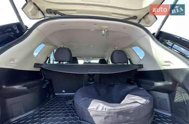 Внедорожник / Кроссовер Nissan Rogue 2017 в 