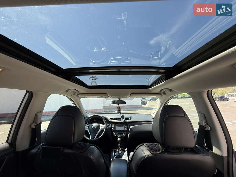 Позашляховик / Кросовер Nissan Rogue 2015 в Києві фото 15 Позашляховик / Кросовер Nissan Rogue 2015 в Києві