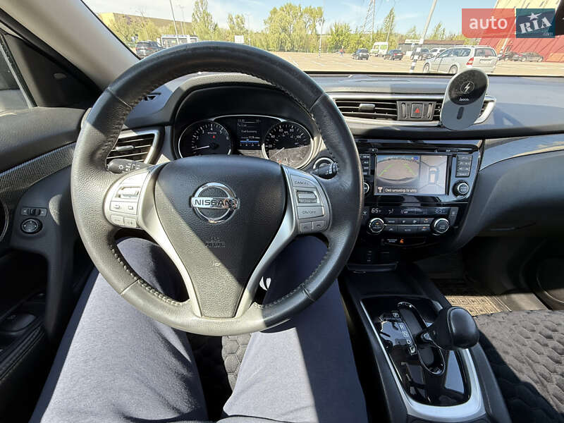Позашляховик / Кросовер Nissan Rogue 2015 в Києві фото 18 Позашляховик / Кросовер Nissan Rogue 2015 в Києві