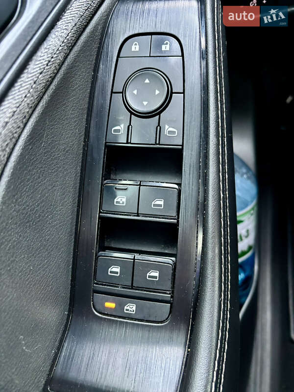 Внедорожник / Кроссовер Nissan Rogue 2021 в Киеве