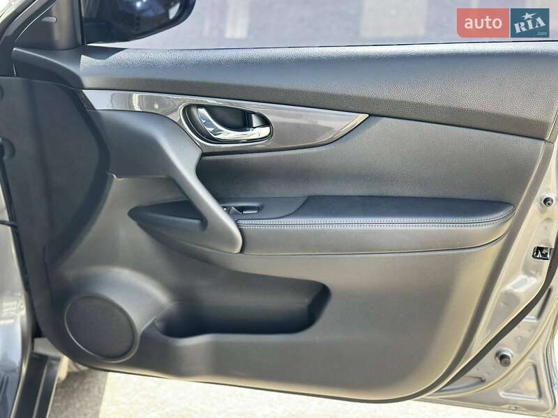 Позашляховик / Кросовер Nissan Rogue 2018 в Полтаві