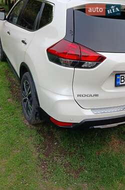 Позашляховик / Кросовер Nissan Rogue 2019 в 