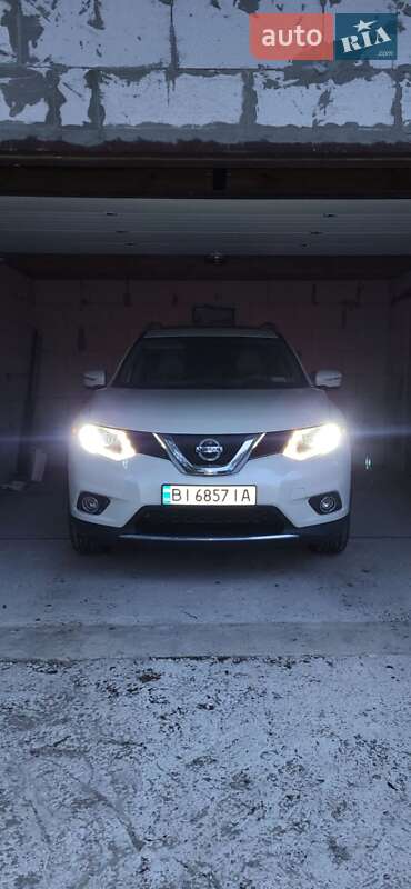 Позашляховик / Кросовер Nissan Rogue 2015 в Великій Багачці