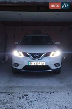 Позашляховик / Кросовер Nissan Rogue 2015 в 