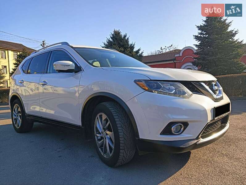 Внедорожник / Кроссовер Nissan Rogue 2015 в 