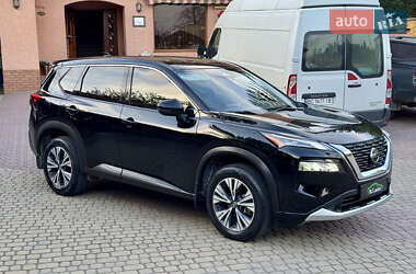 Позашляховик / Кросовер Nissan Rogue 2020 в 