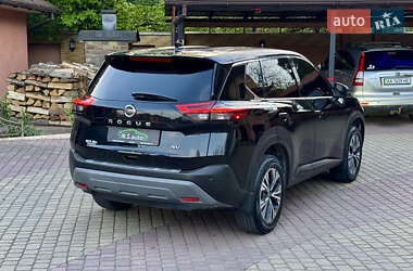Позашляховик / Кросовер Nissan Rogue 2020 в 