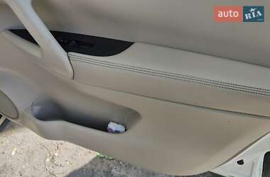 Внедорожник / Кроссовер Nissan Rogue 2016 в 