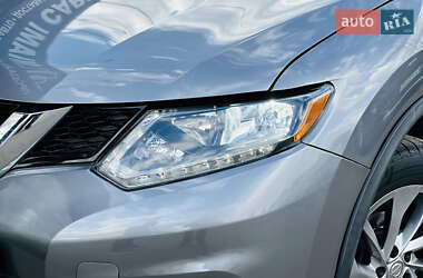 Внедорожник / Кроссовер Nissan Rogue 2015 в 