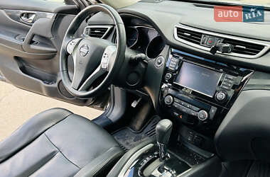 Внедорожник / Кроссовер Nissan Rogue 2015 в 
