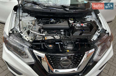 Позашляховик / Кросовер Nissan Rogue 2020 в 