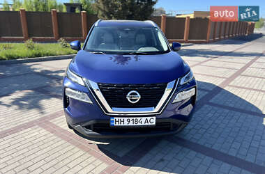 Позашляховик / Кросовер Nissan Rogue 2021 в 