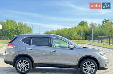 Внедорожник / Кроссовер Nissan Rogue 2015 в 