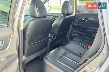 Внедорожник / Кроссовер Nissan Rogue 2015 в 
