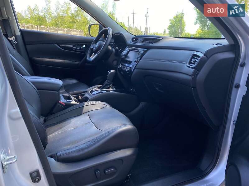 Позашляховик / Кросовер Nissan Rogue 2019 в Дніпрі