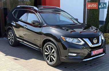 Внедорожник / Кроссовер Nissan Rogue 2019 в Черкассах