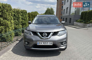 Внедорожник / Кроссовер Nissan Rogue 2015 в Хмельницком