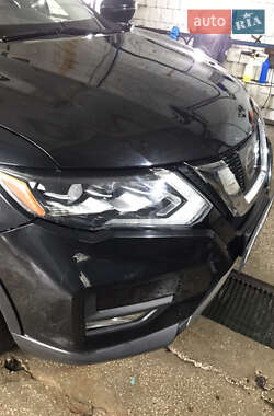 Позашляховик / Кросовер Nissan Rogue 2017 в 