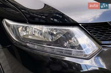Позашляховик / Кросовер Nissan Rogue 2014 в 