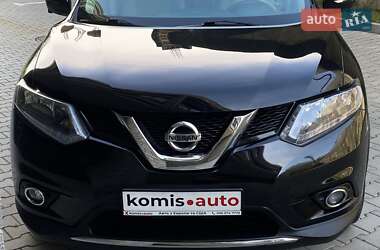Позашляховик / Кросовер Nissan Rogue 2014 в 