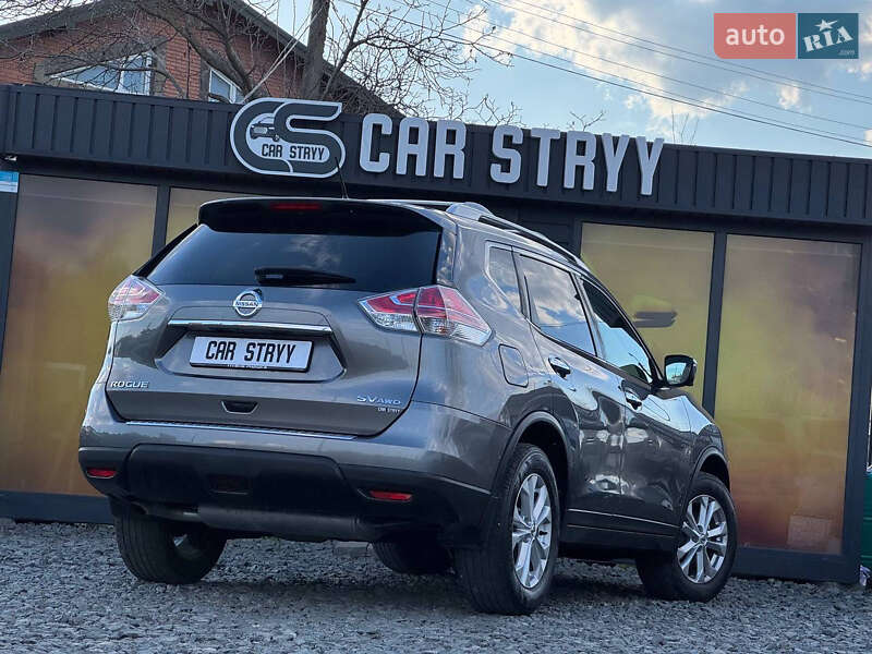 Позашляховик / Кросовер Nissan Rogue 2016 в Стрию