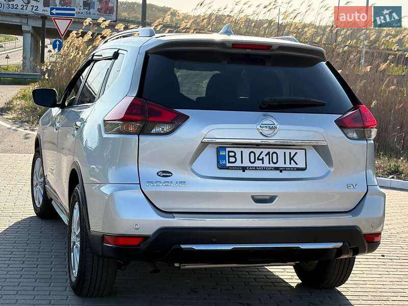 Позашляховик / Кросовер Nissan Rogue 2019 в Полтаві