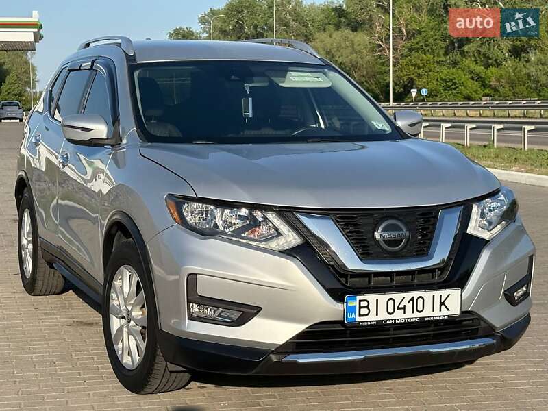 Позашляховик / Кросовер Nissan Rogue 2019 в Полтаві