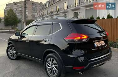 Позашляховик / Кросовер Nissan Rogue 2015 в 