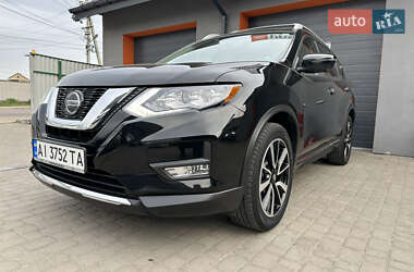 Позашляховик / Кросовер Nissan Rogue 2019 в 