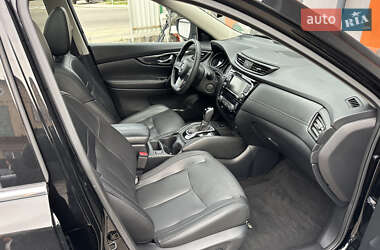 Позашляховик / Кросовер Nissan Rogue 2019 в 
