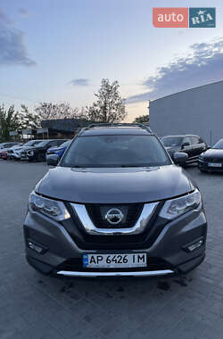Внедорожник / Кроссовер Nissan Rogue 2017 в 