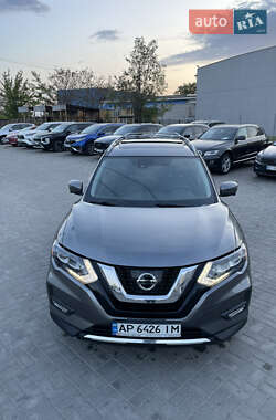 Внедорожник / Кроссовер Nissan Rogue 2017 в 