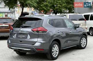 Позашляховик / Кросовер Nissan Rogue 2017 в 