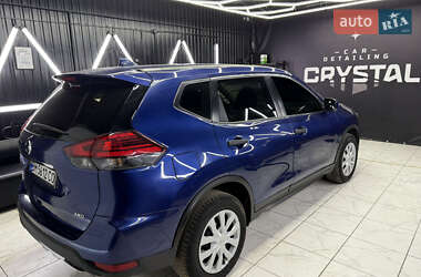 Внедорожник / Кроссовер Nissan Rogue 2017 в Харькове