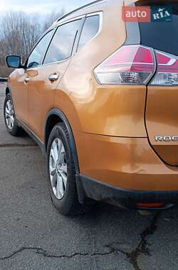 Позашляховик / Кросовер Nissan Rogue 2013 в 