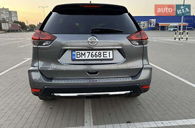 Внедорожник / Кроссовер Nissan Rogue 2019 в 