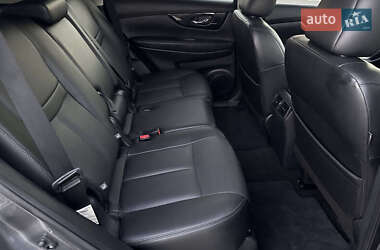Внедорожник / Кроссовер Nissan Rogue 2019 в 
